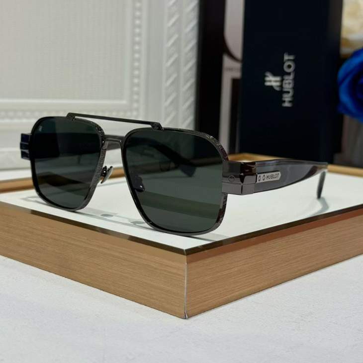 Picture of Hublot Sunglasses _SKUfw71164254fw